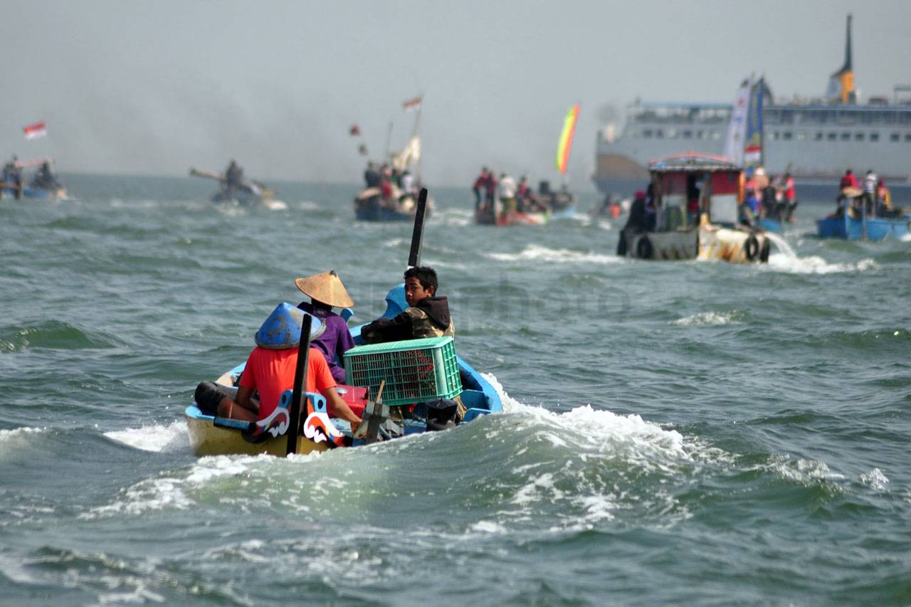 Tradisi Sedekah Laut...