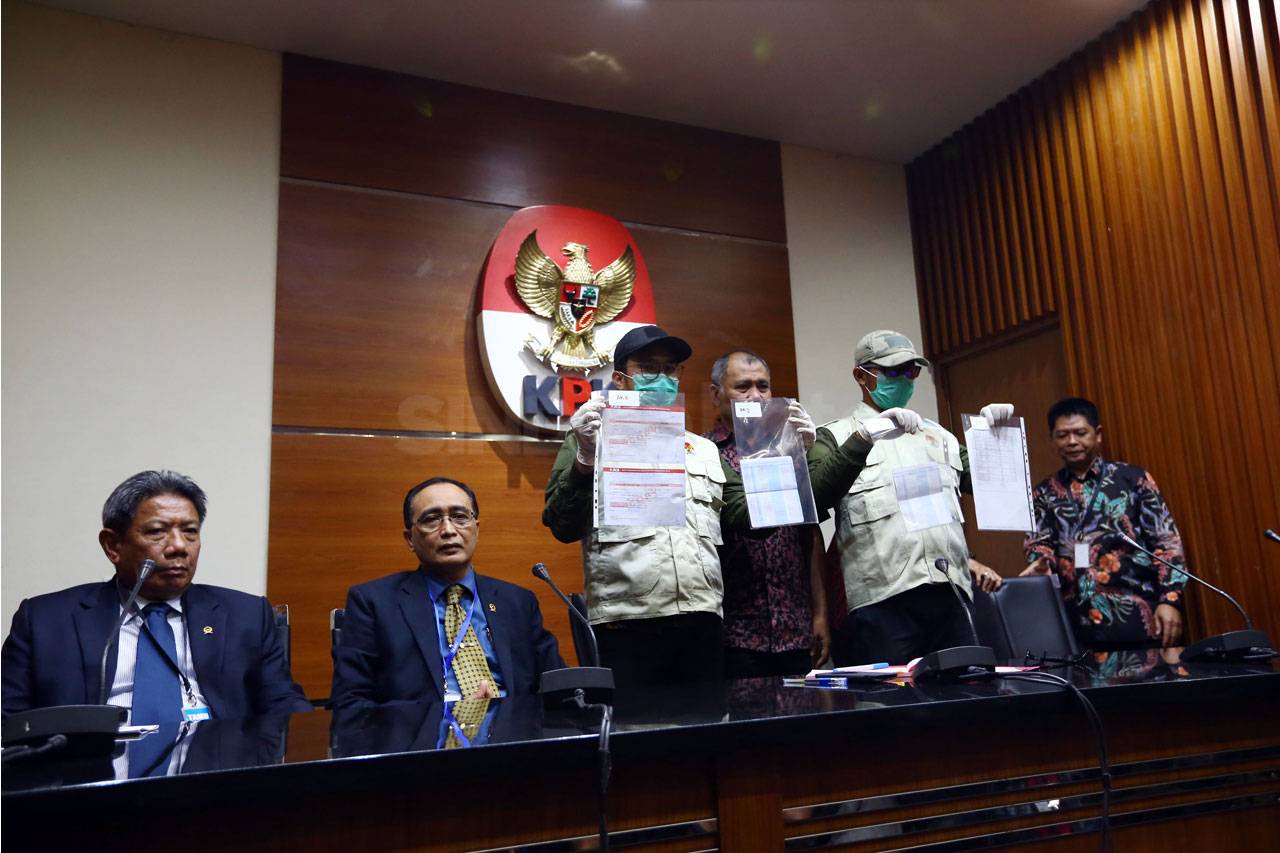 KPK Tangkap Panitera...
