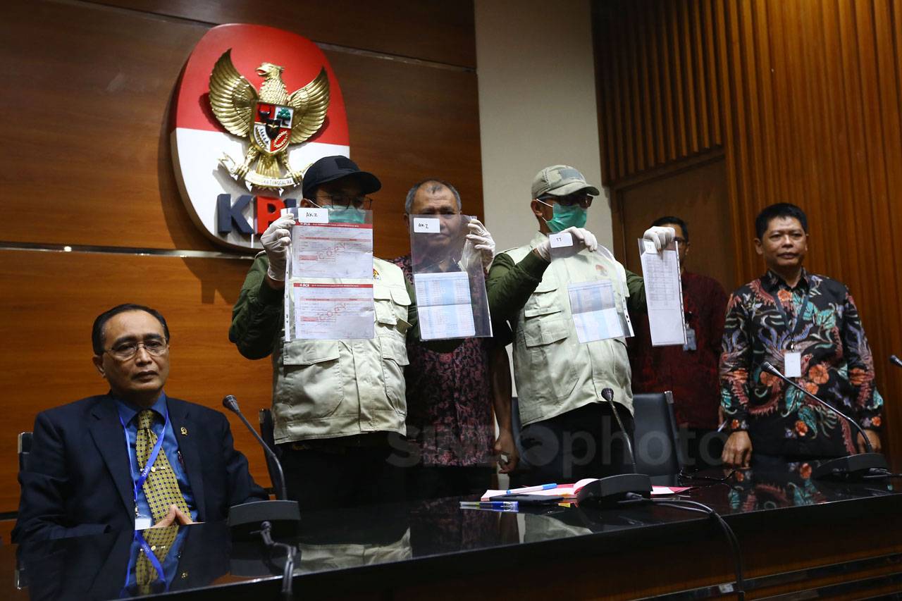 KPK Tangkap Panitera...