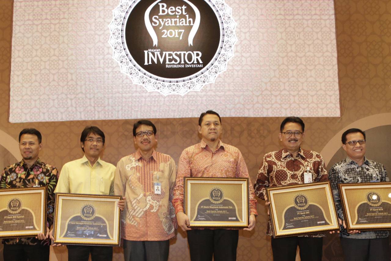 Bank DKI Raih Penghargaan...
