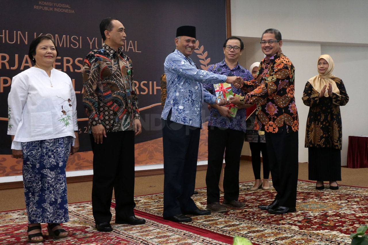 Komisi Yudisial Rayakan...