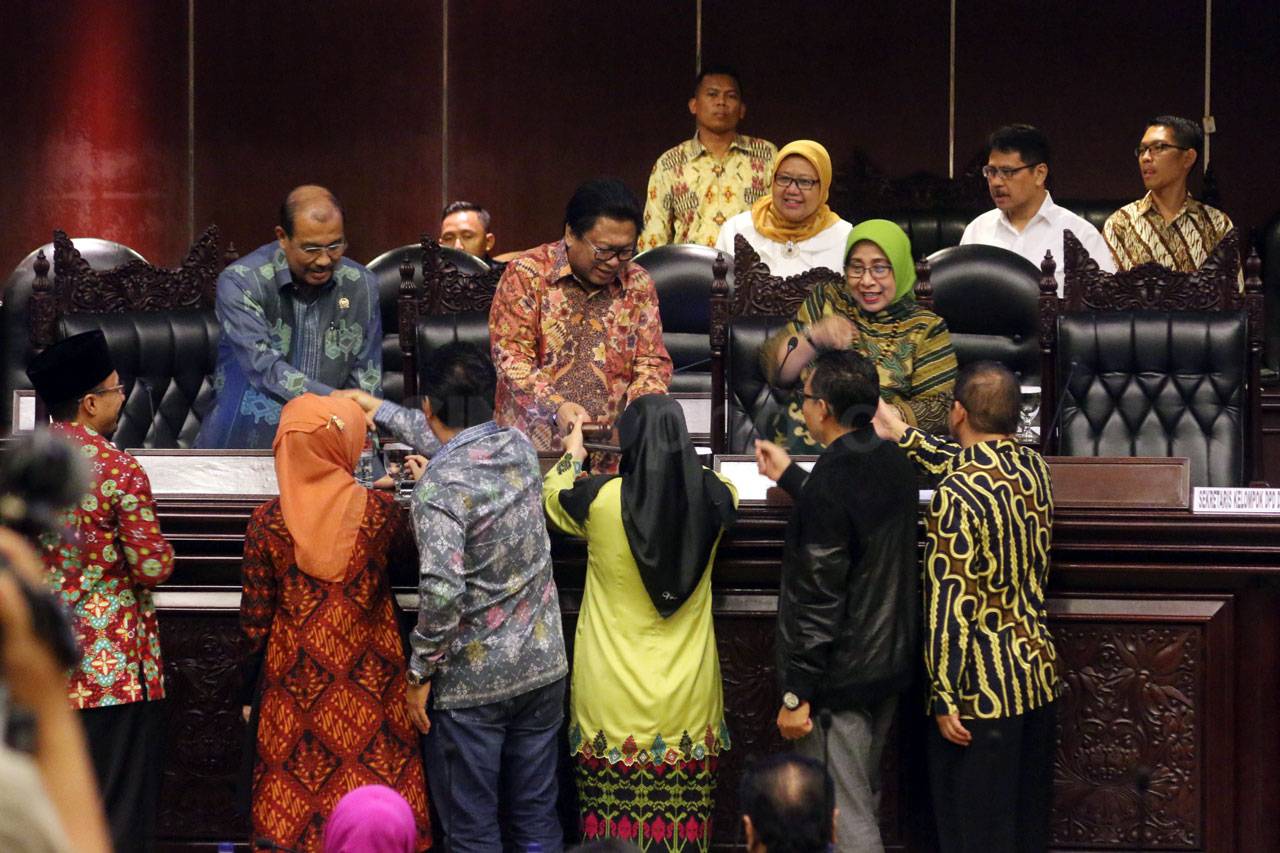 DPD Gelar Pleno Pengesahan...