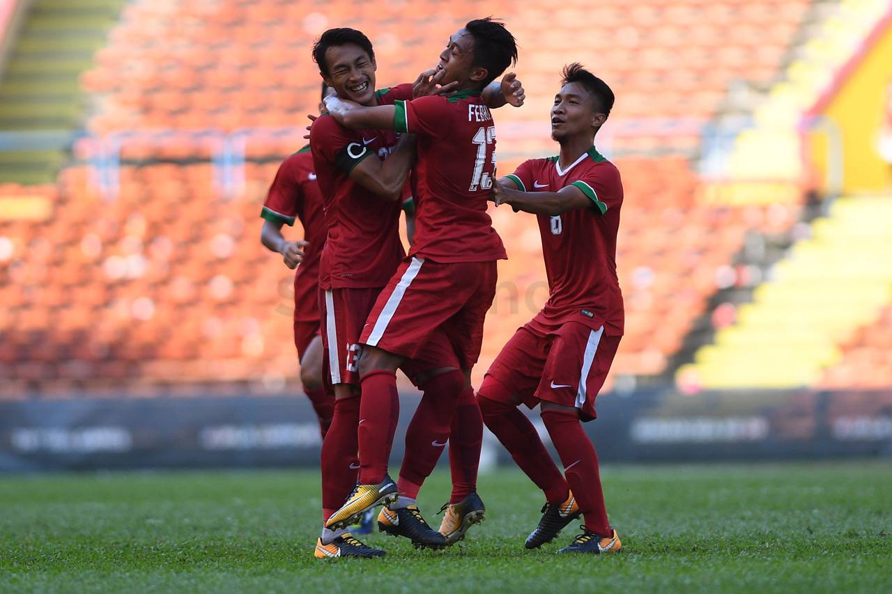 Kalahkan Kamboja 2-0,...