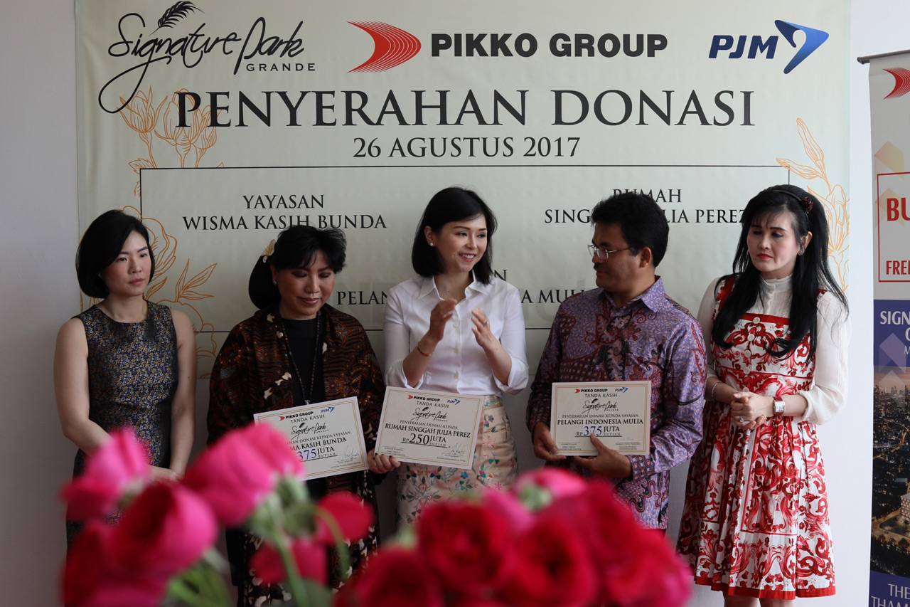 Pikko Land Berbagi Kasih