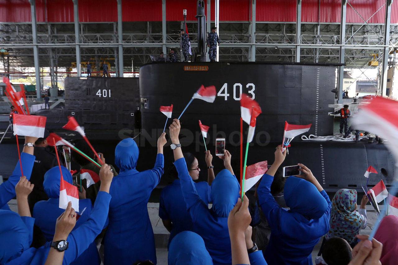 Kapal Selam KRI Nagapasa-403...