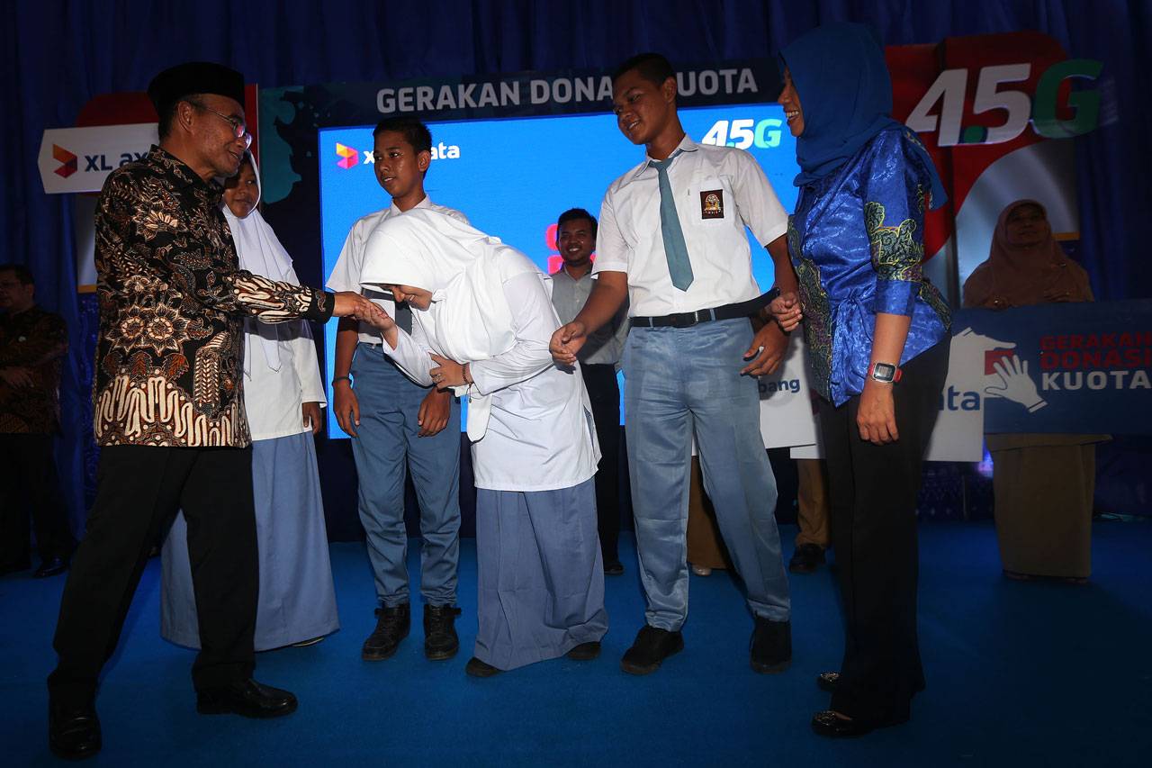 XL Axiata Luncurkan...