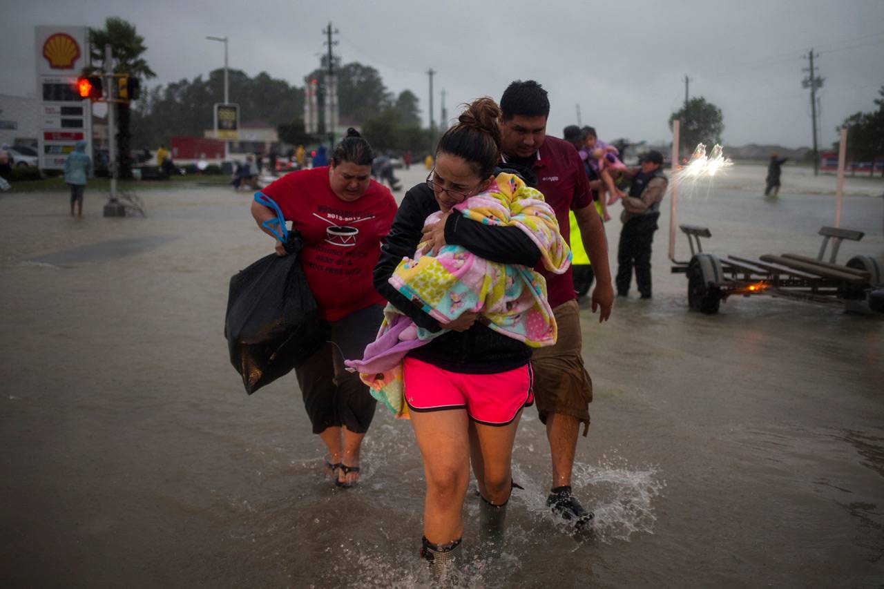 Banjir Akibat Badai...