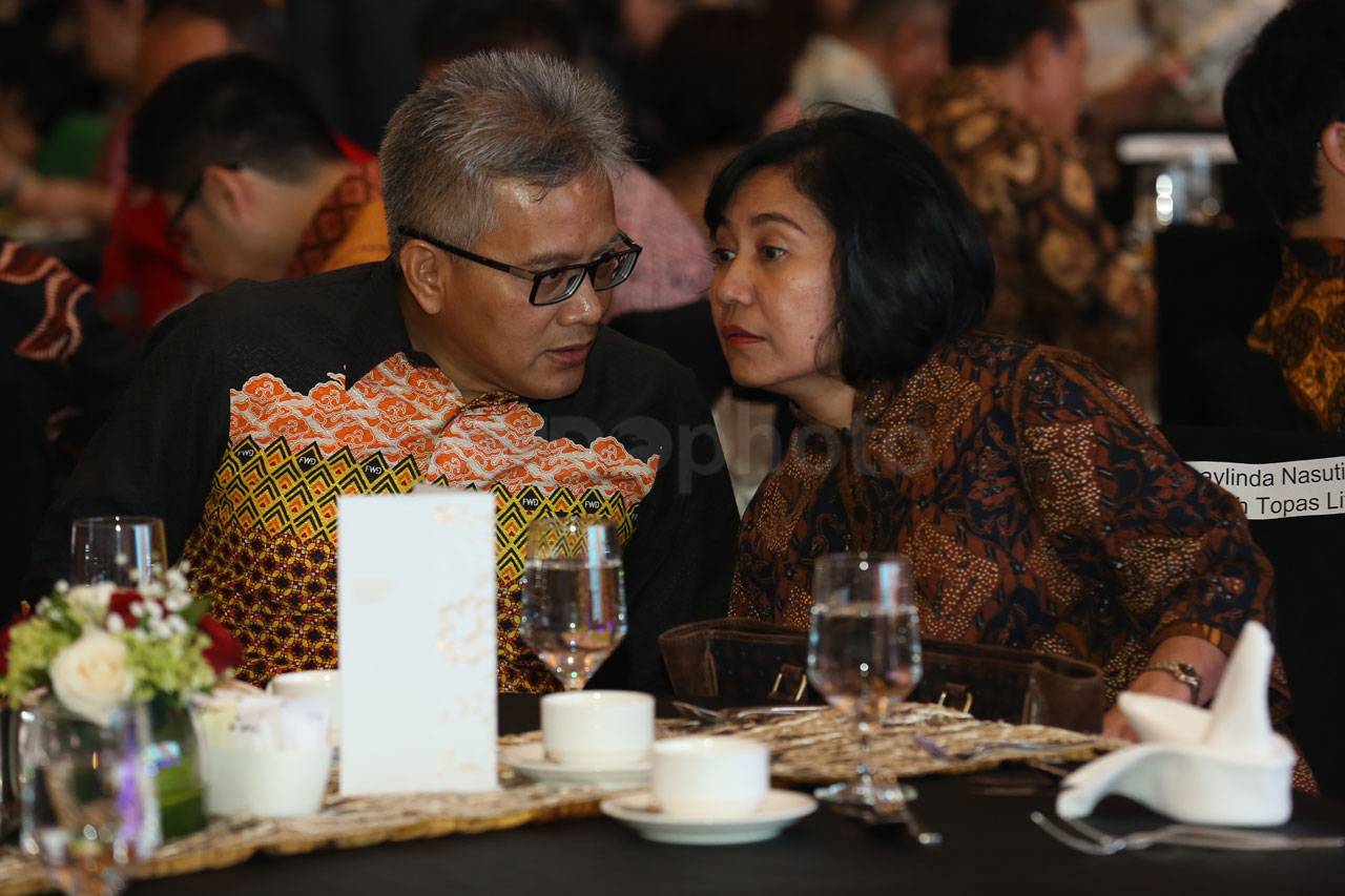 Rayakan Ulang Tahun...