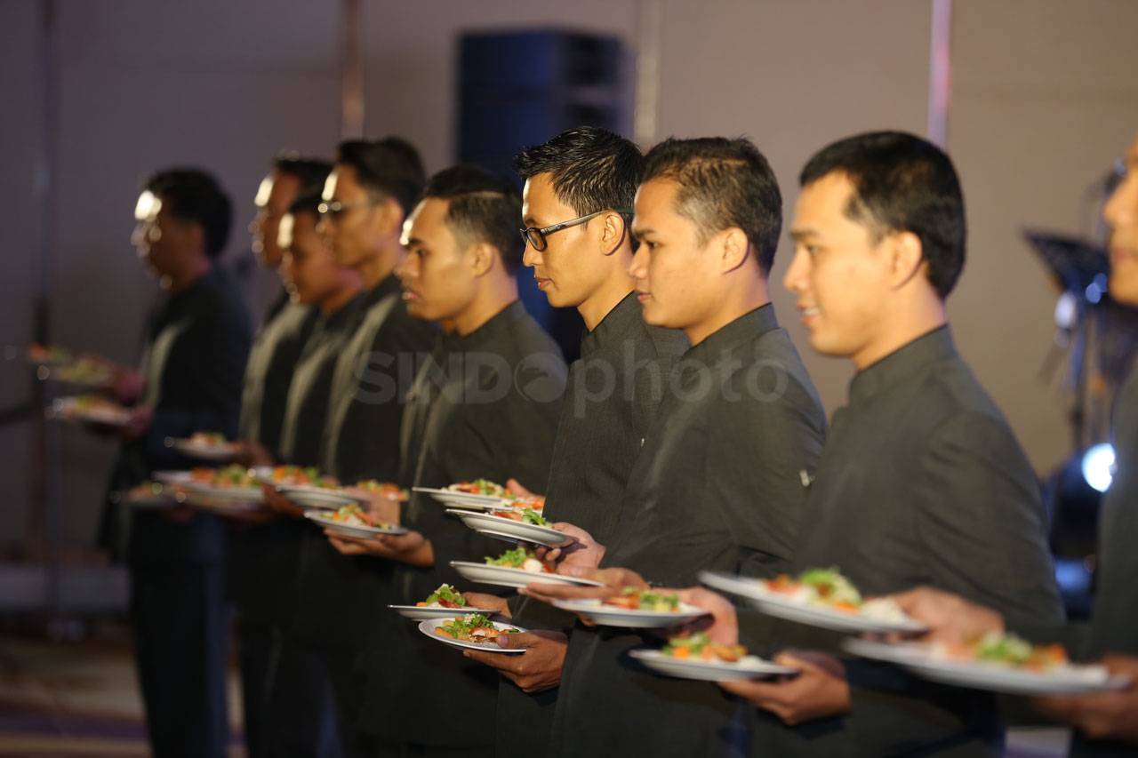 Rayakan Ulang Tahun...