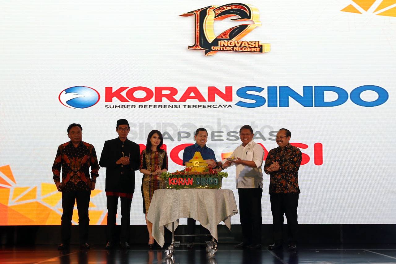 Rayakan Ulang Tahun...