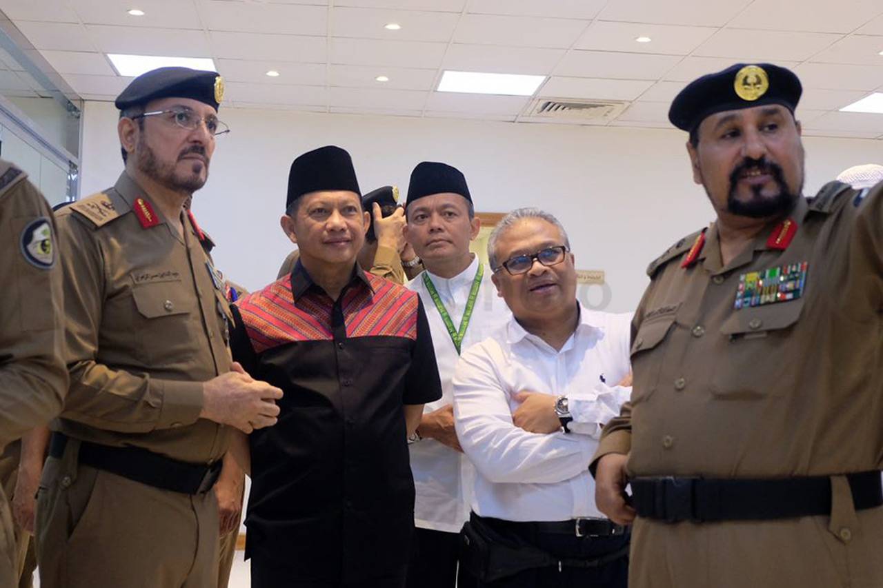 Kapolri Kunjungi Pusat...