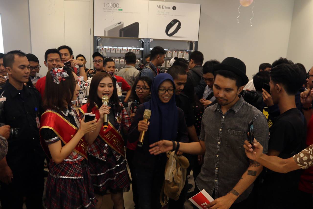 Xiaomi Buka Gerai di...