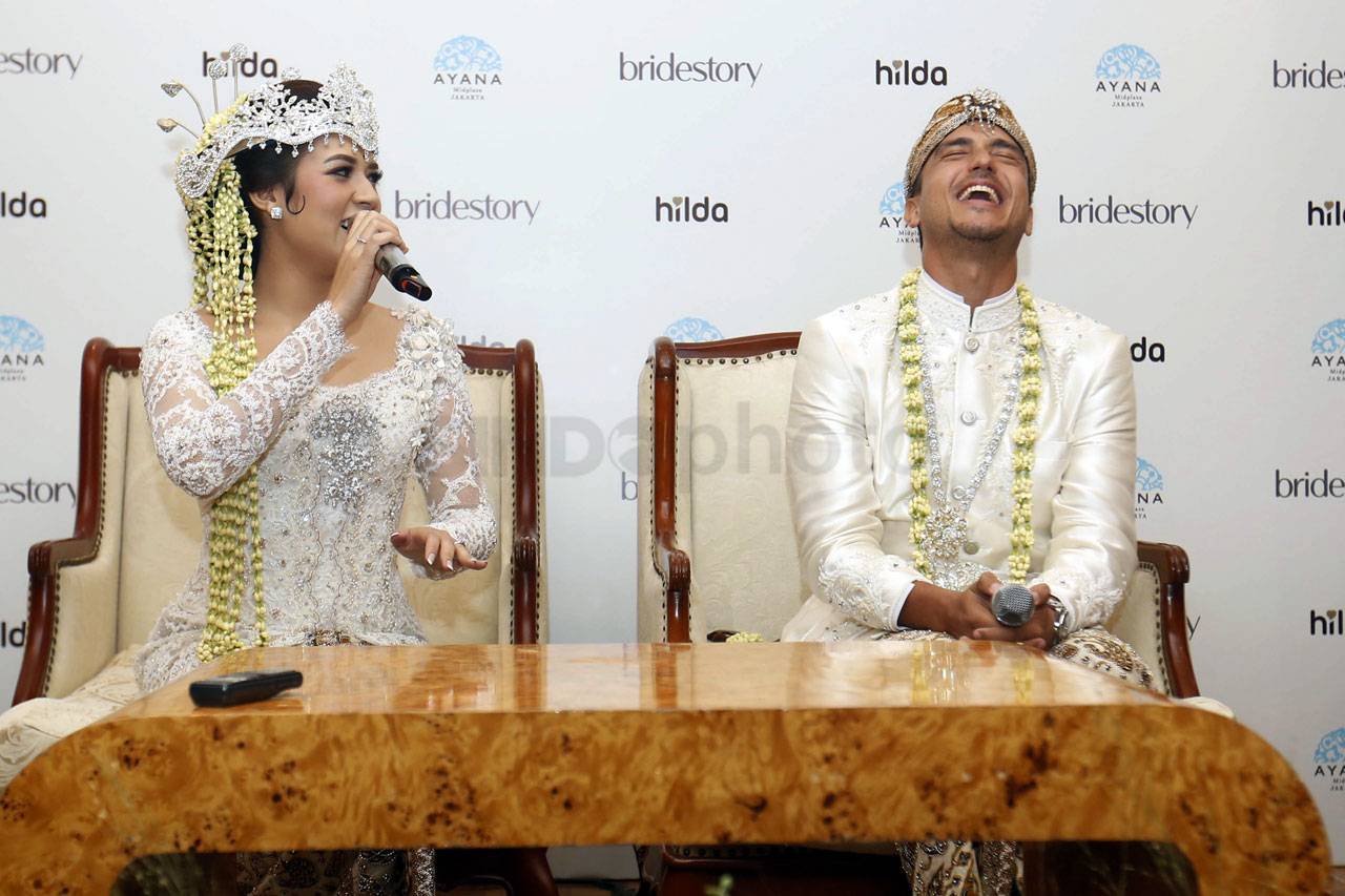 Raisa Resmi Dinikahi...