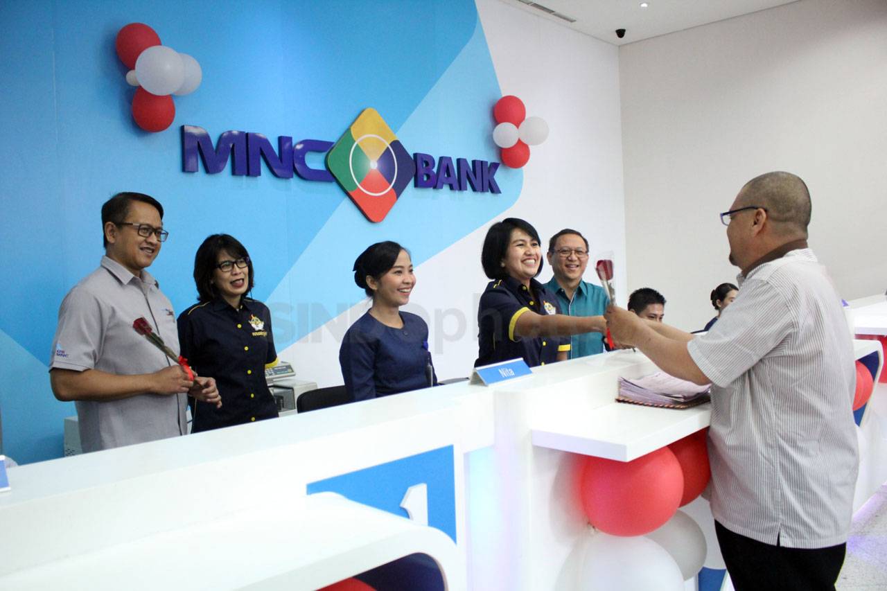 Peringati Hari Pelanggan...