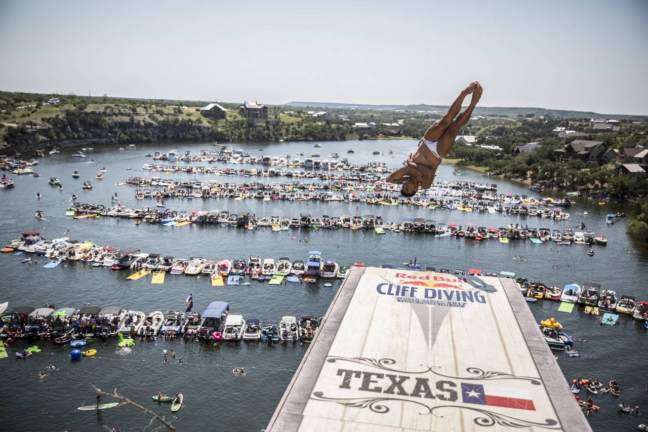 Kejuaraan Red Bull Cliff...