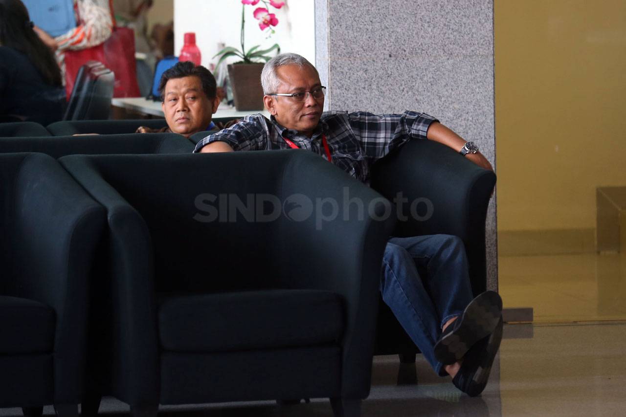 KPK Panggil Anggota...