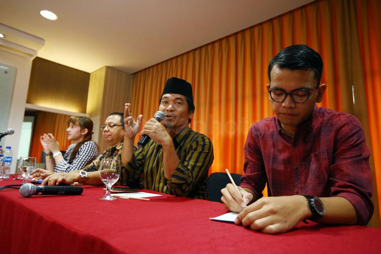 Diskusi Masyarakat Sipil...