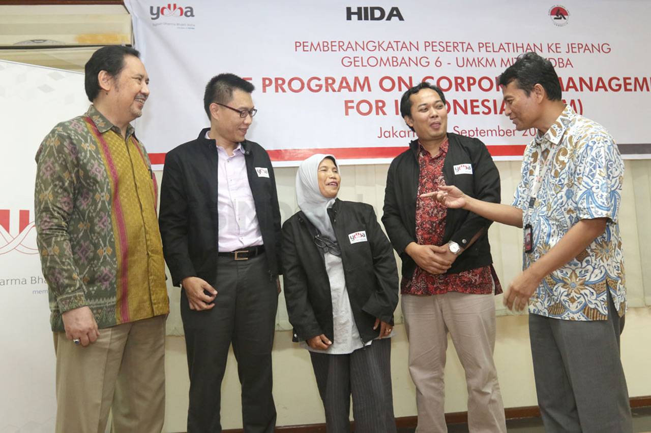 YDBA Berangkatkan Mitra...