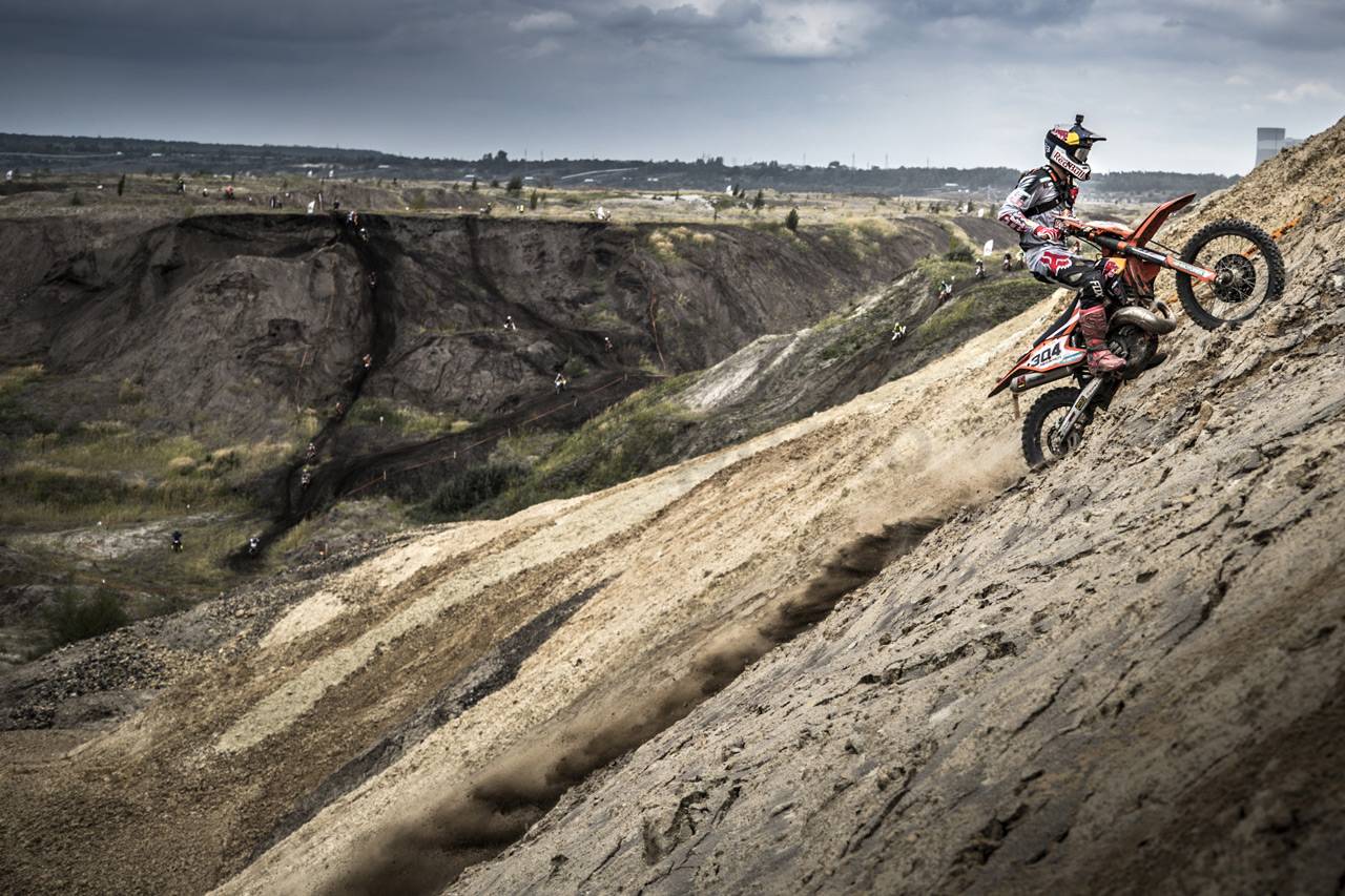 1000 Crosser di Ajang...