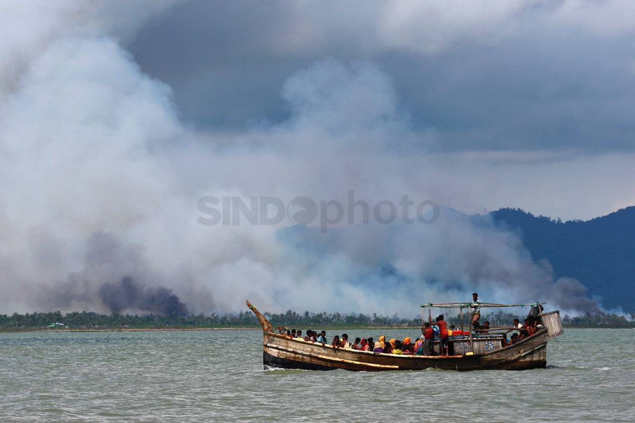Pengungsi Rohingya Kelelahan...