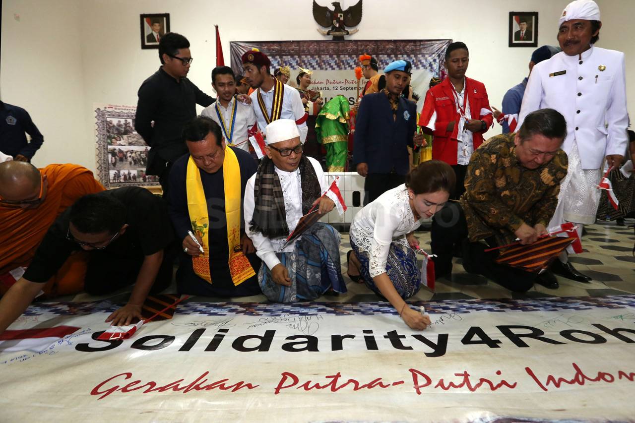 Gerakan Putra Putri...