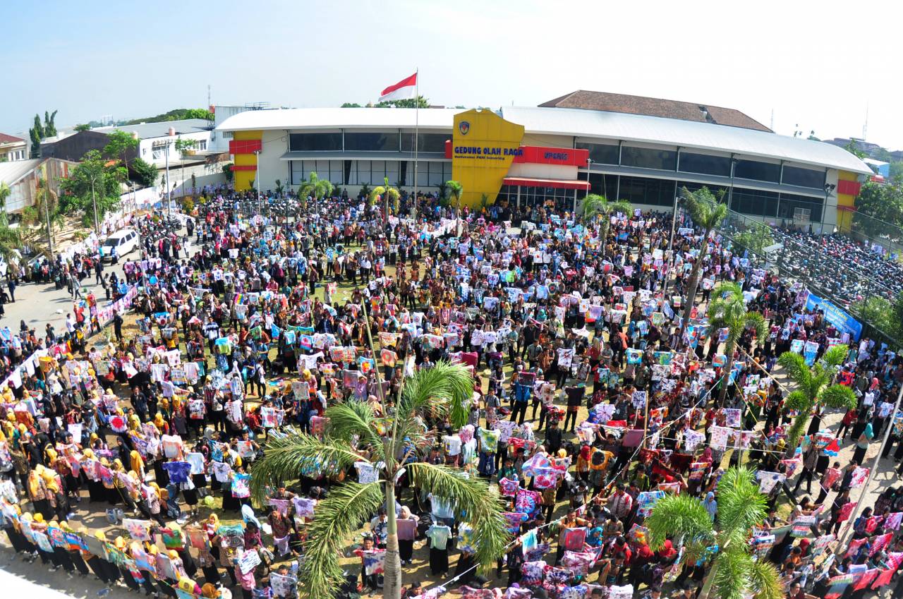 Ribuan Mahasiswa Cetak...