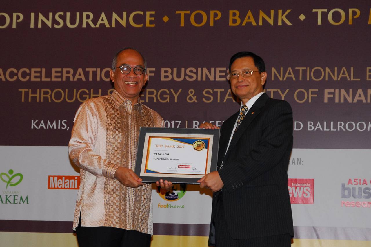 Bank DKI Raih Dua Penghargaan...