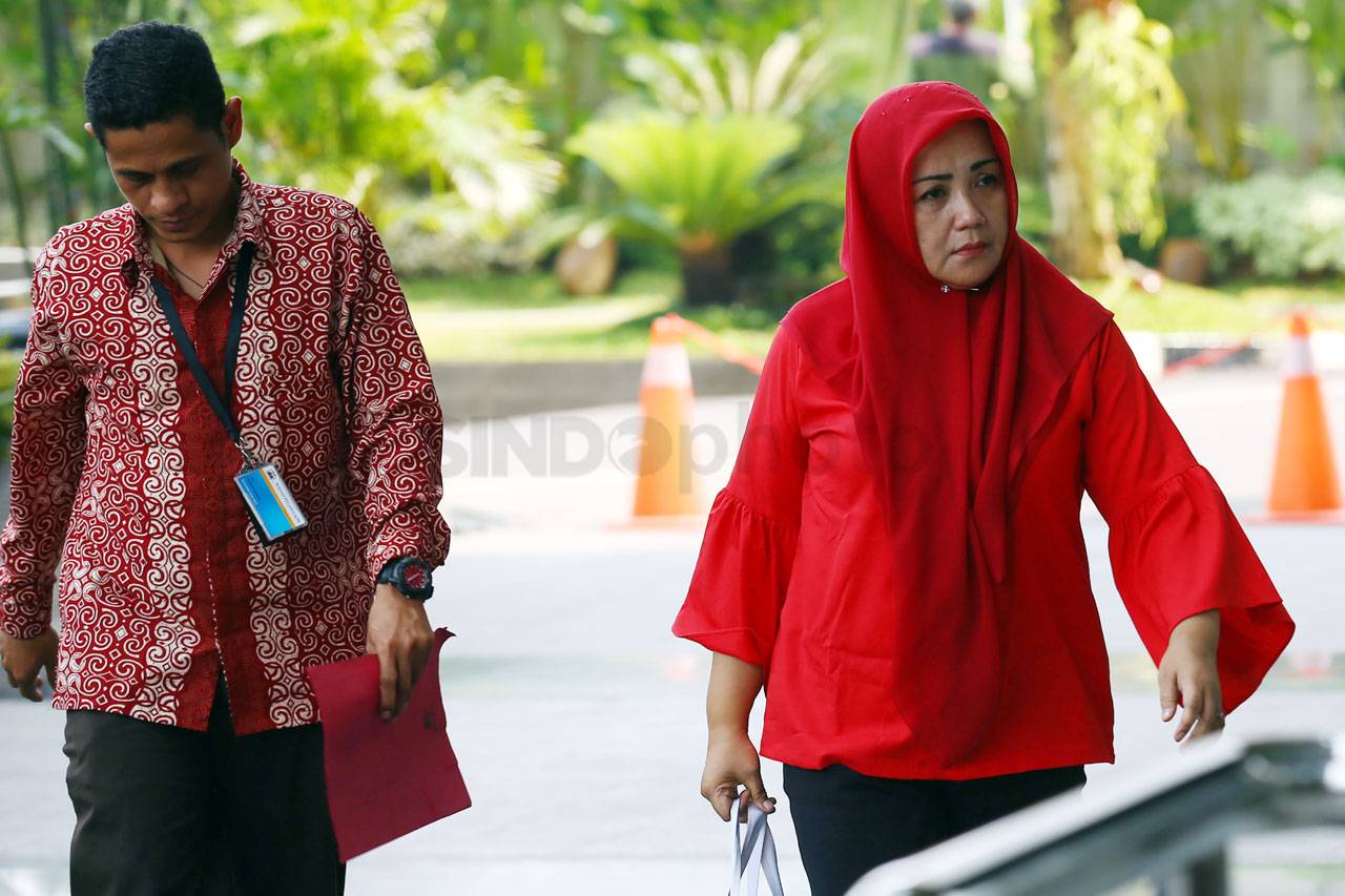 KPK Periksa Komisaris...