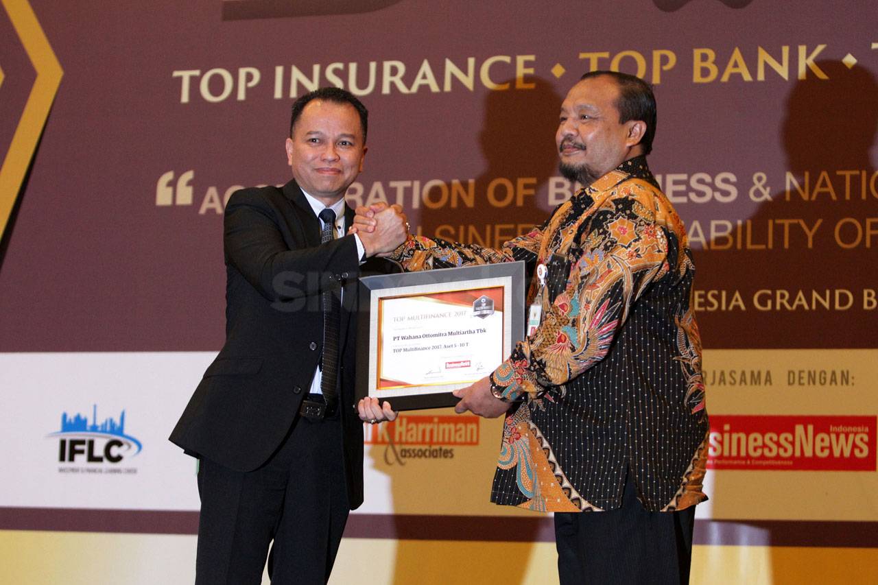 WOM Finance Raih Penghargaan...