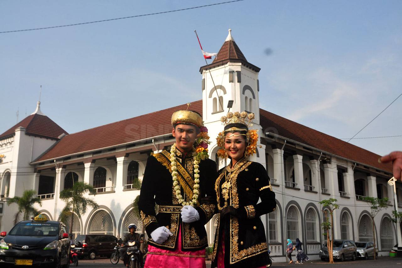 Melestarikan Budaya...