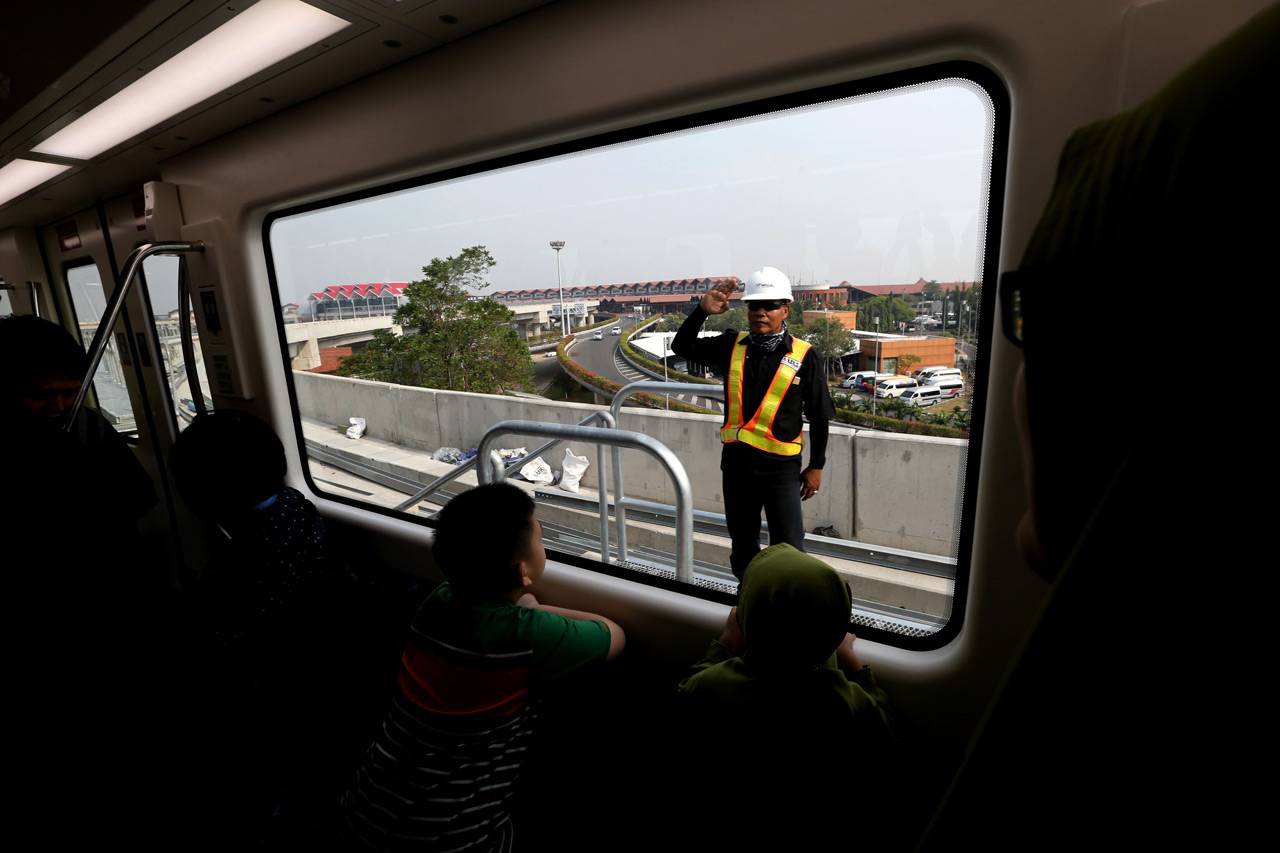 Skytrain Bandara Soekarno-Hatta...