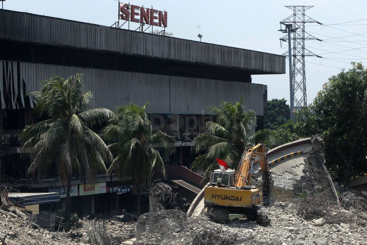 Revitalisasi Pasar Senen...