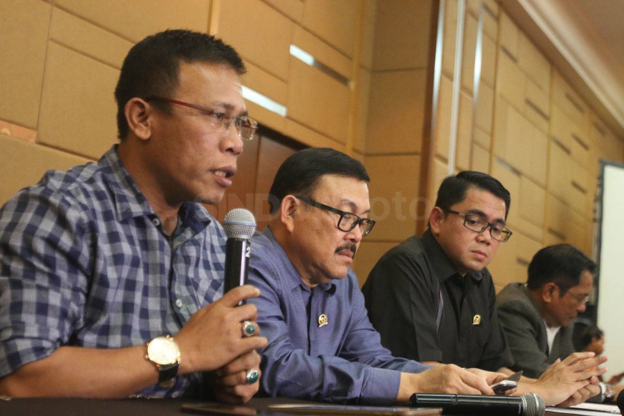 Pansus KPK Sampaikan...
