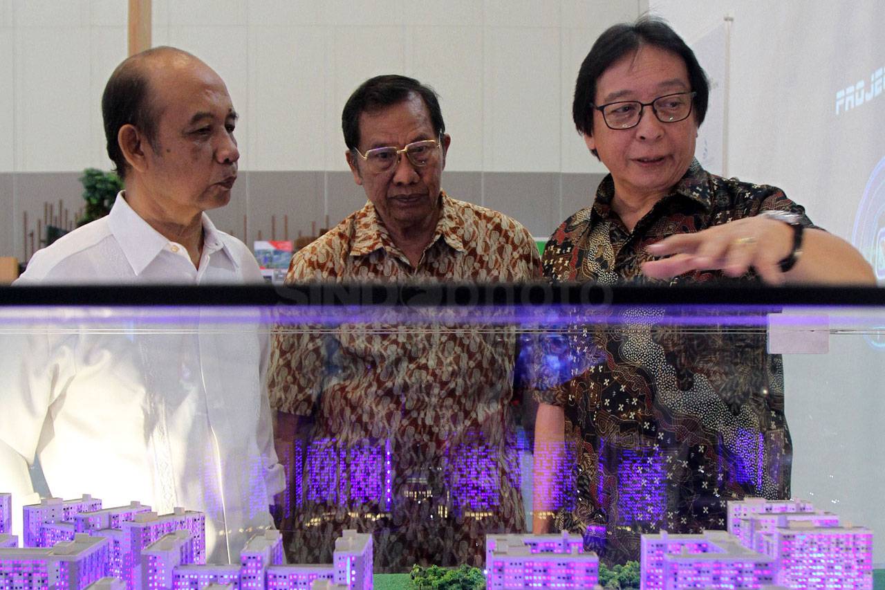 Agung Podomoro Gelar...