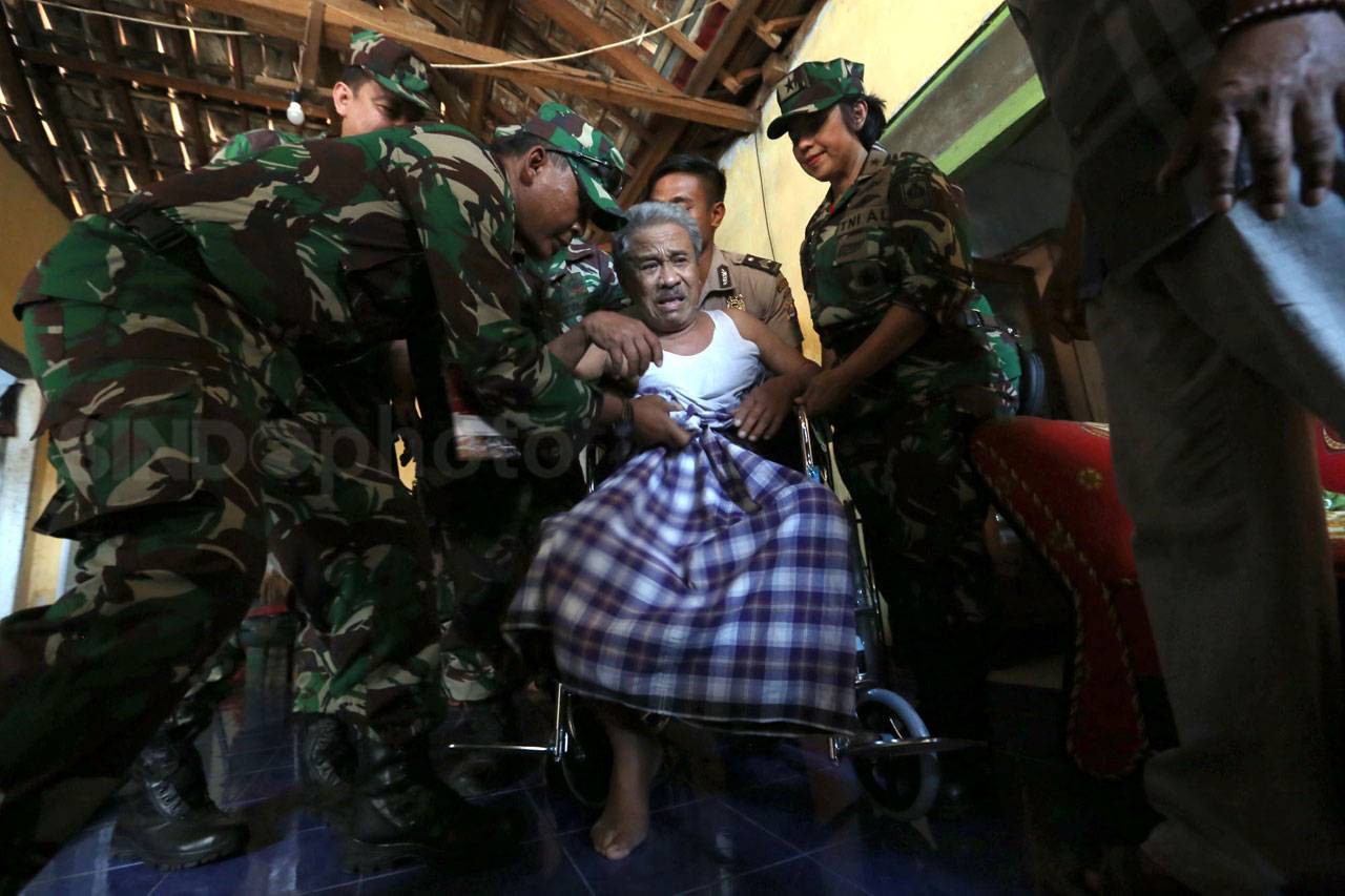 Rayakan HUT TNI, KRI...