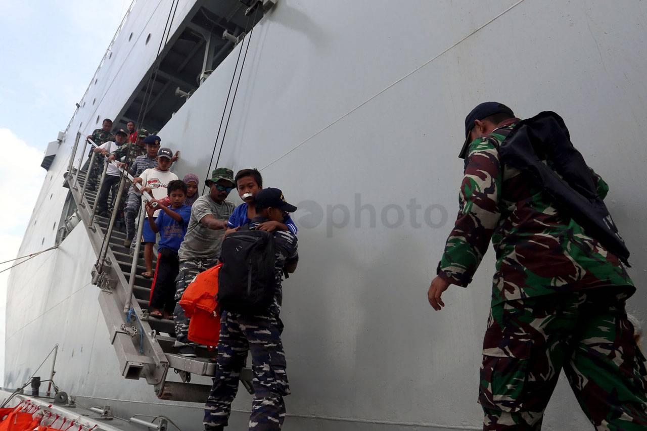 KRI dr Soeharso Beri...