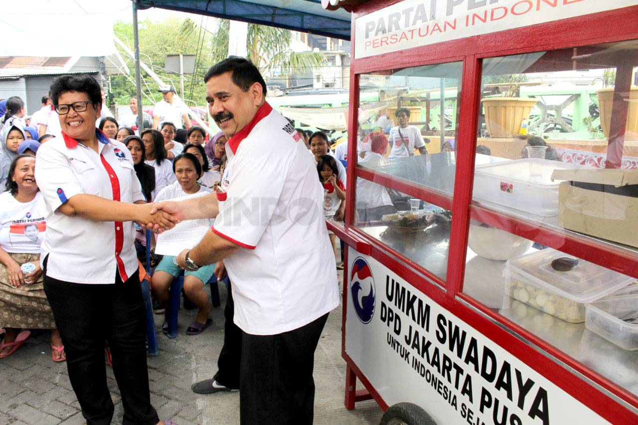 Partai Perindo DKI Serahkan...