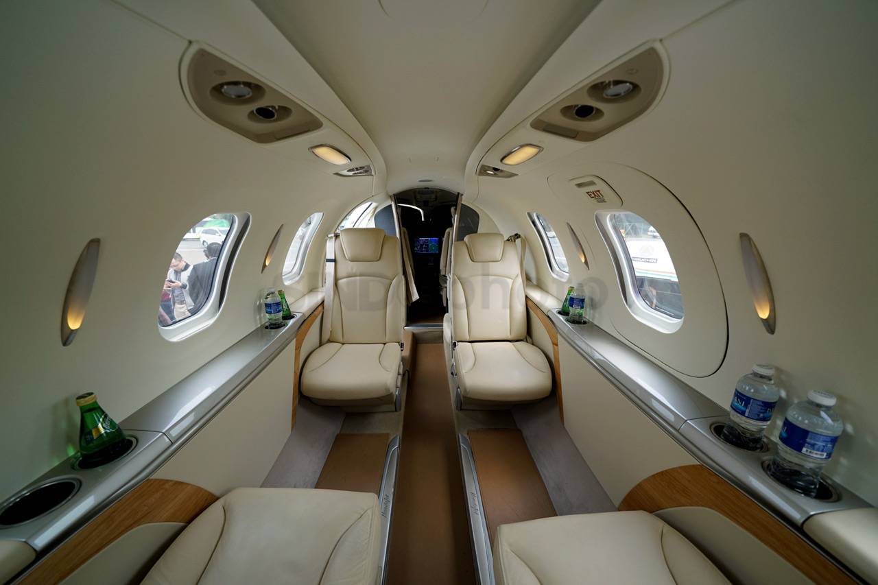 HondaJet Mendarat Pertama...