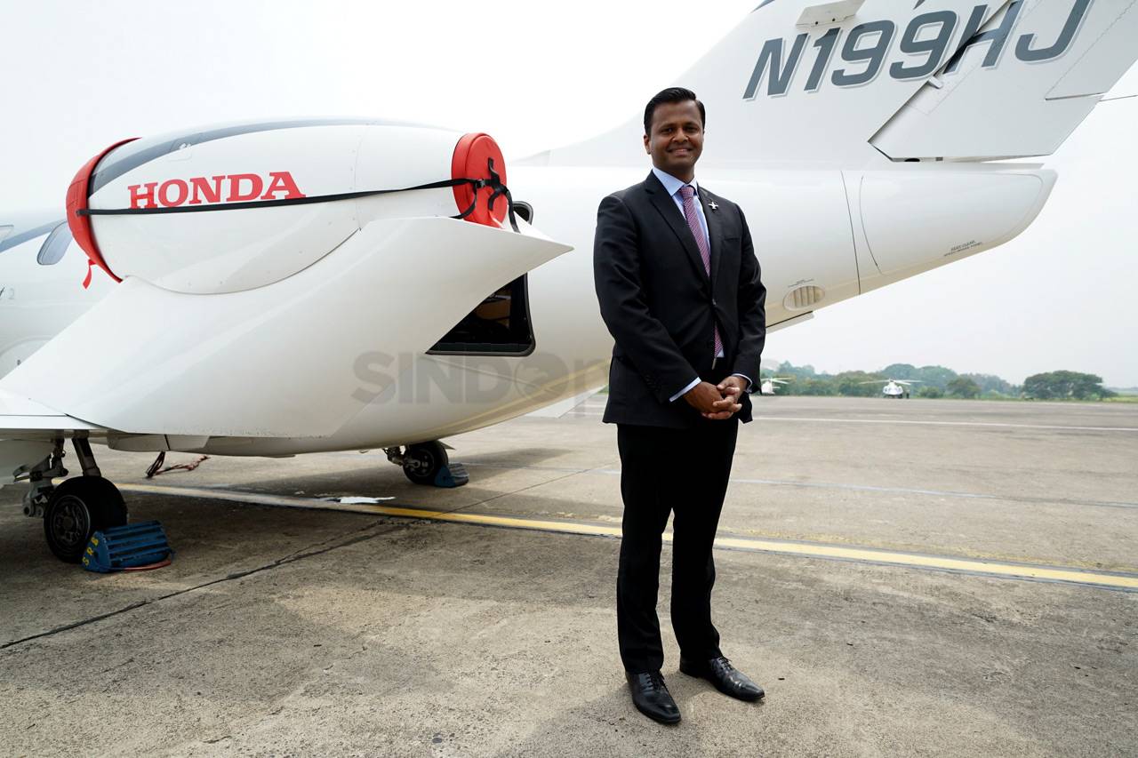HondaJet Mendarat Pertama...