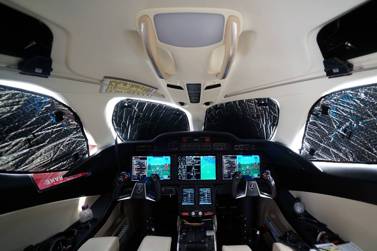 HondaJet Mendarat Pertama...