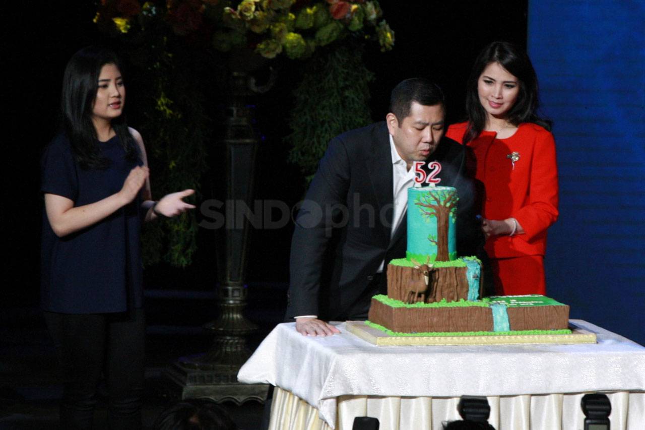 Hary Tanoesoedibjo Rayakan...