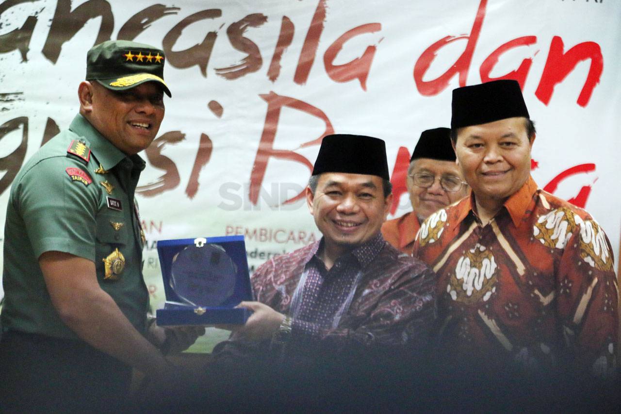 Fraksi PKS Selenggarakan...