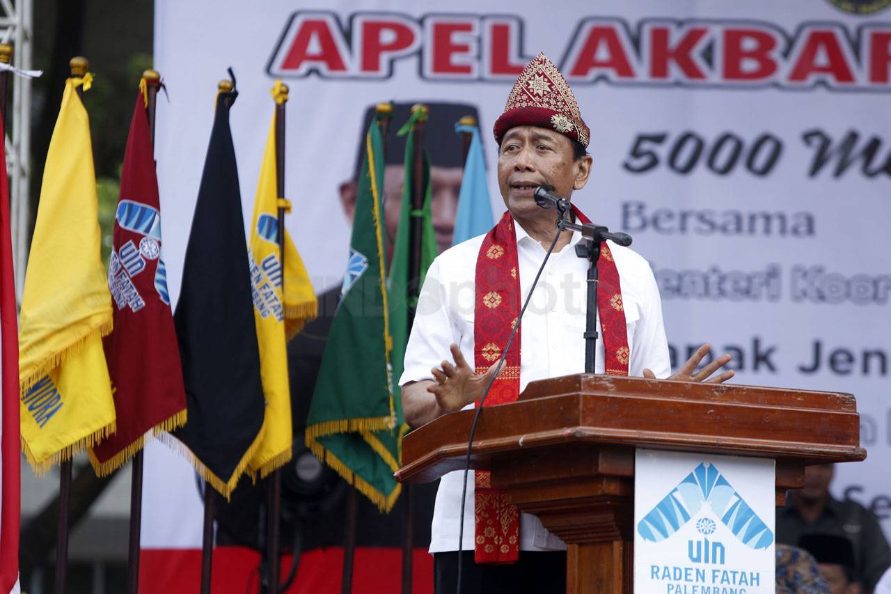 Wiranto Hadiri Apel...