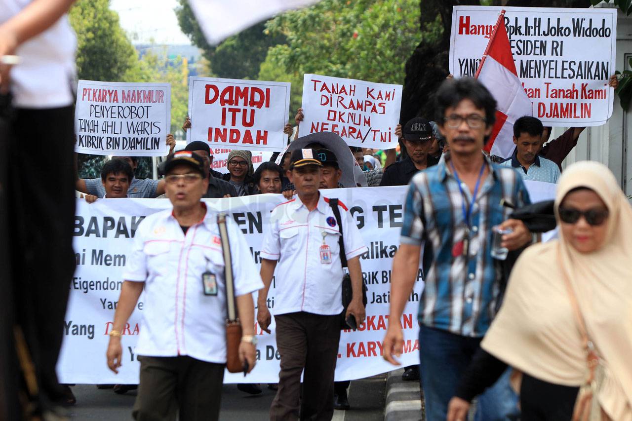 Puluhan Warga Jatisari...