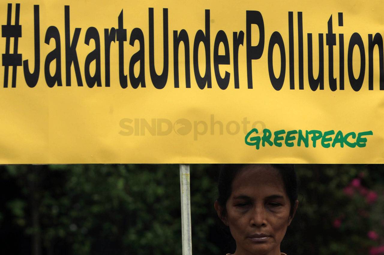 Aksi Greenpeace Kampanyekan...
