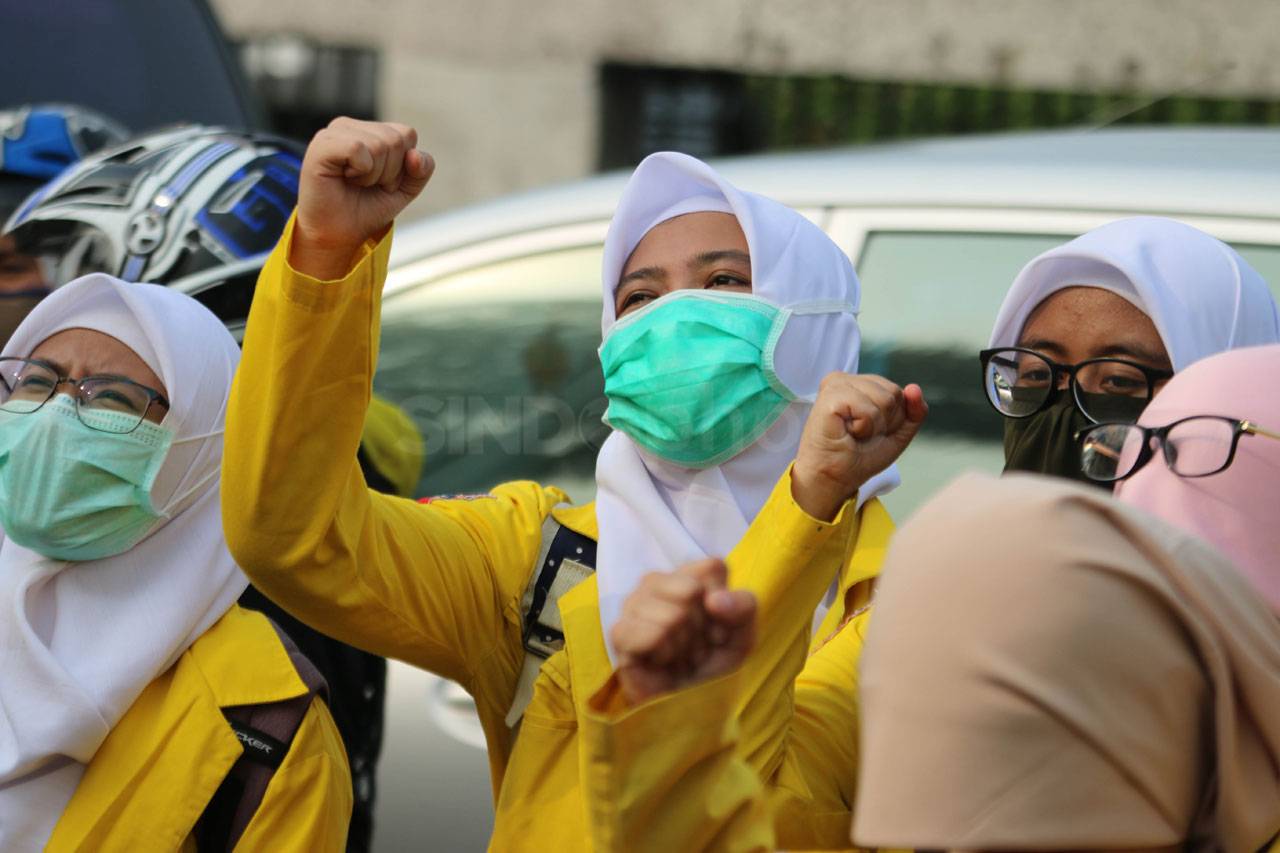 Demo di Depan DPR, Mahasiswa...