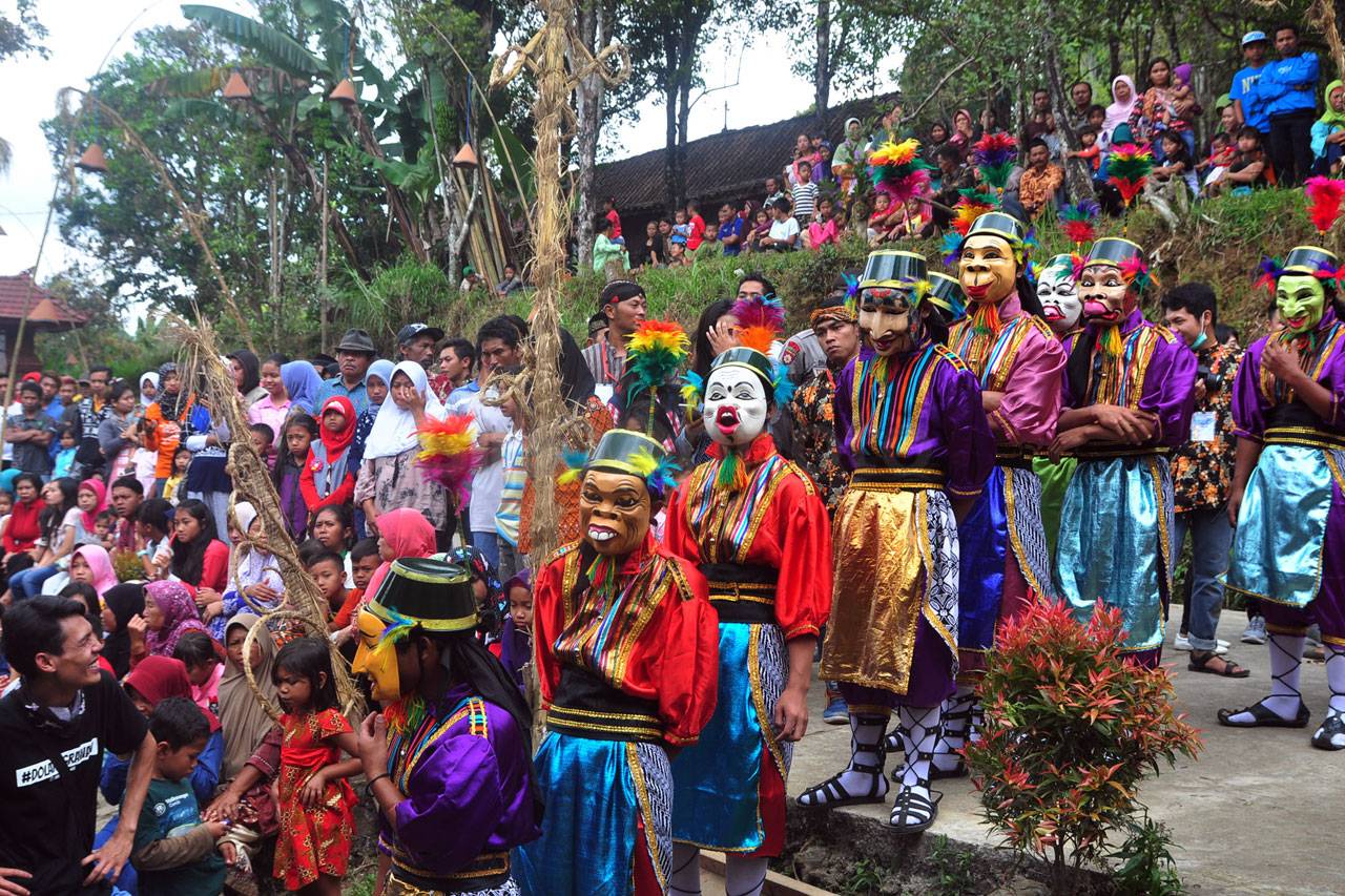 Festival Lereng Telomoyo...