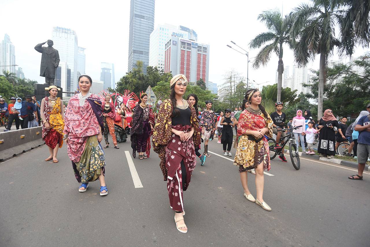 BNI Kenalkan Batik Maos...