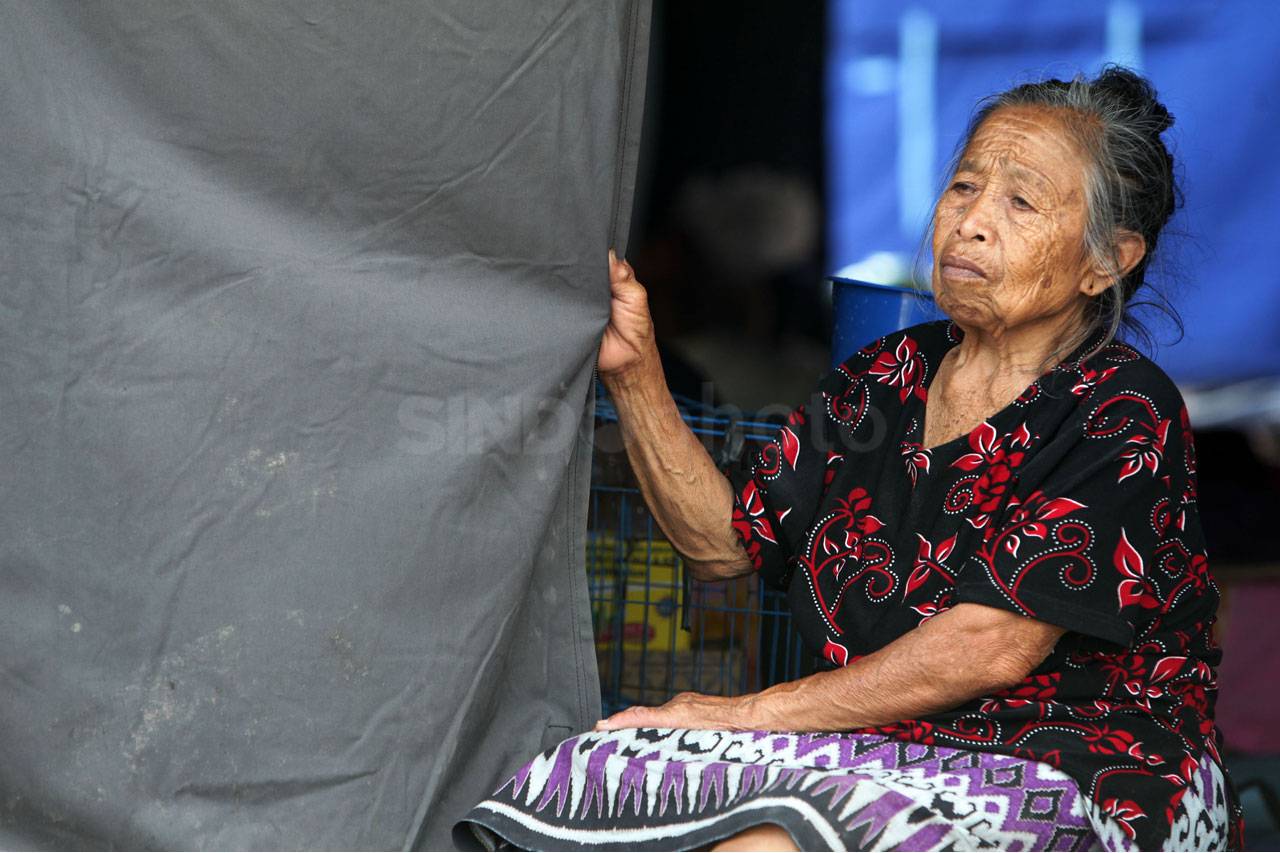 Jumlah Pengungsi Gunung...