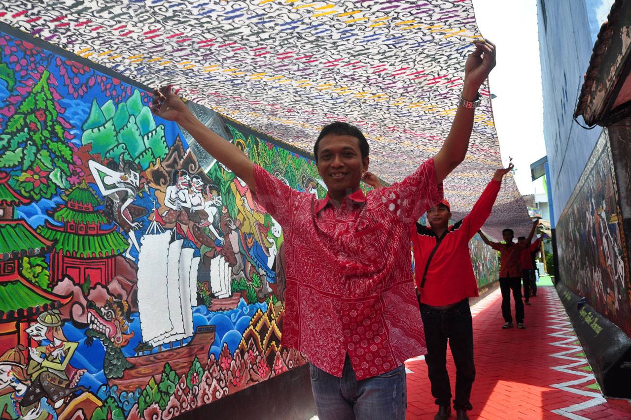 Hari Batik Nasional...